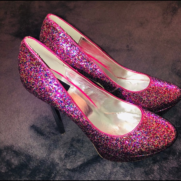 fRh Stiletto Heels - Picture 2 of 6